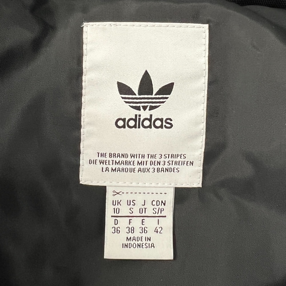 Adidas puffer track jacket - Picture 7 of 8